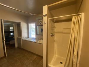 UPSTAIRS ROOM 3 BATHROOM IMG_7891